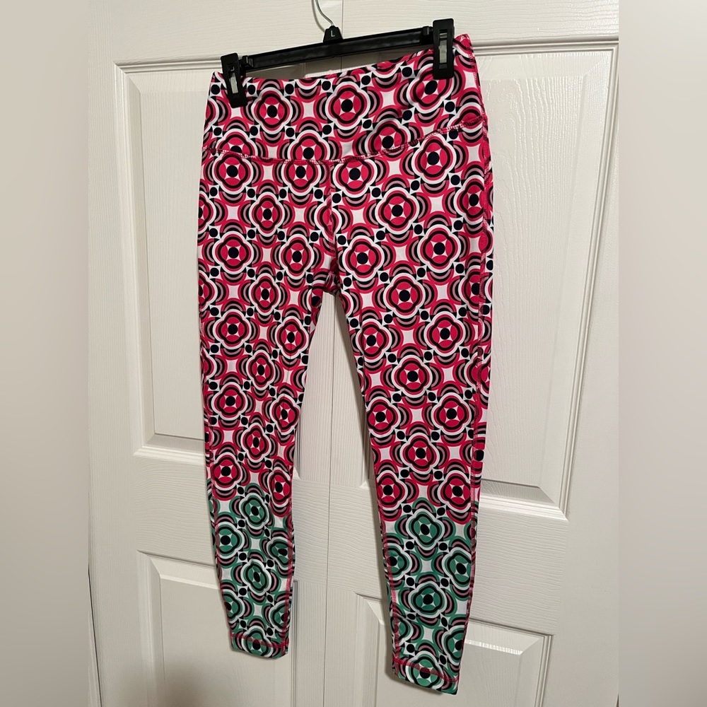 Crown & Ivy Sport green and pink leggings size medium
